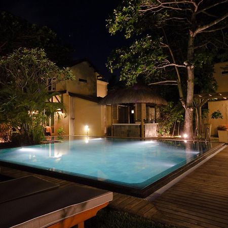 Ocean Villas Hotel Grand Baie Bagian luar foto